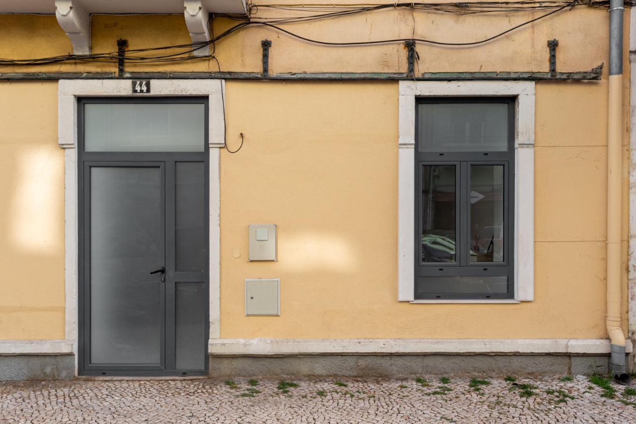 Altido Stylish Arroios Apartments, 20 Min To Centre Lisboa Ngoại thất bức ảnh