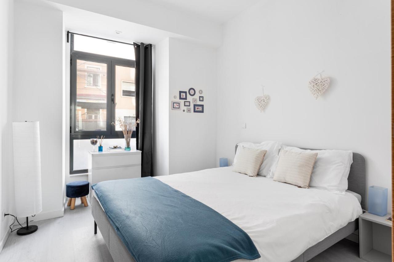 Altido Stylish Arroios Apartments, 20 Min To Centre Lisboa Ngoại thất bức ảnh